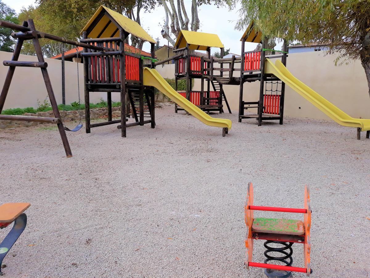 Camping Le Pre Saint-Andre Souvignargues Zewnętrze zdjęcie